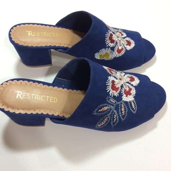 Restricted Shoes - New Restricted Embroidered Open Toe Mule Shoe 8.5